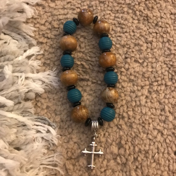 SOLD 😍BUNDLE OF SEVEN BRACELETS - Picture 5 of 8